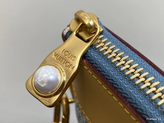 First bag ru VUITTON POCHETTE LOUIS TO-GO-30*21.5*2cm 0712